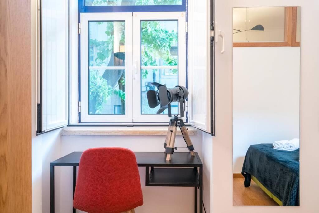 Beautiful Apartment Near The Center Of Lisbon Bagian luar foto