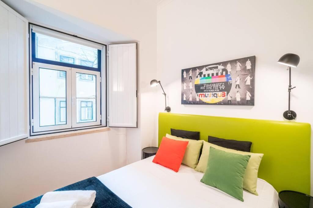 Beautiful Apartment Near The Center Of Lisbon Bagian luar foto
