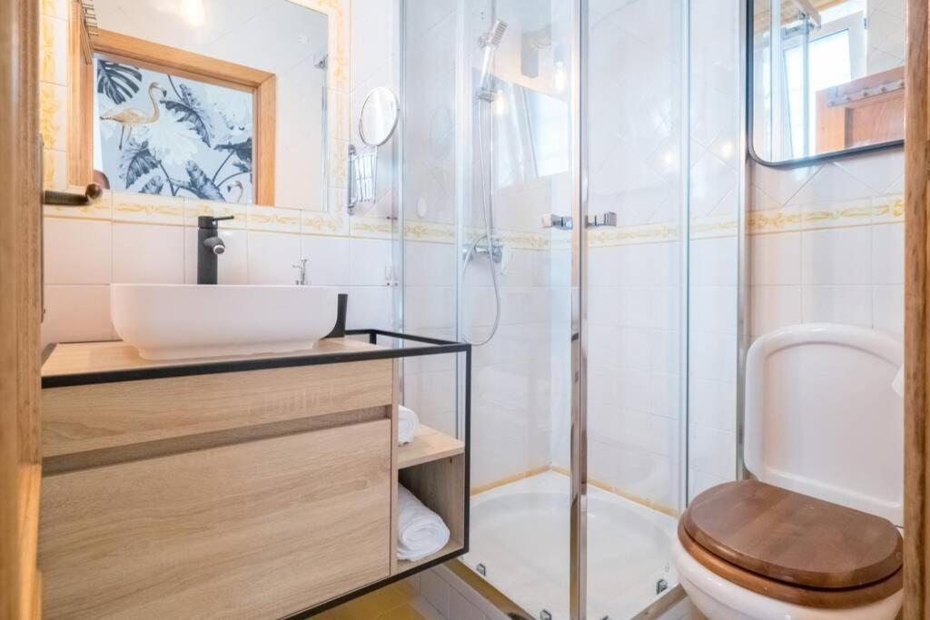 Beautiful Apartment Near The Center Of Lisbon Bagian luar foto