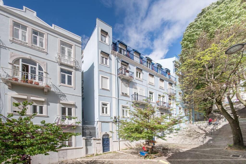 Beautiful Apartment Near The Center Of Lisbon Bagian luar foto