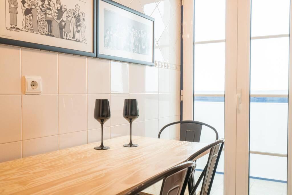 Beautiful Apartment Near The Center Of Lisbon Bagian luar foto
